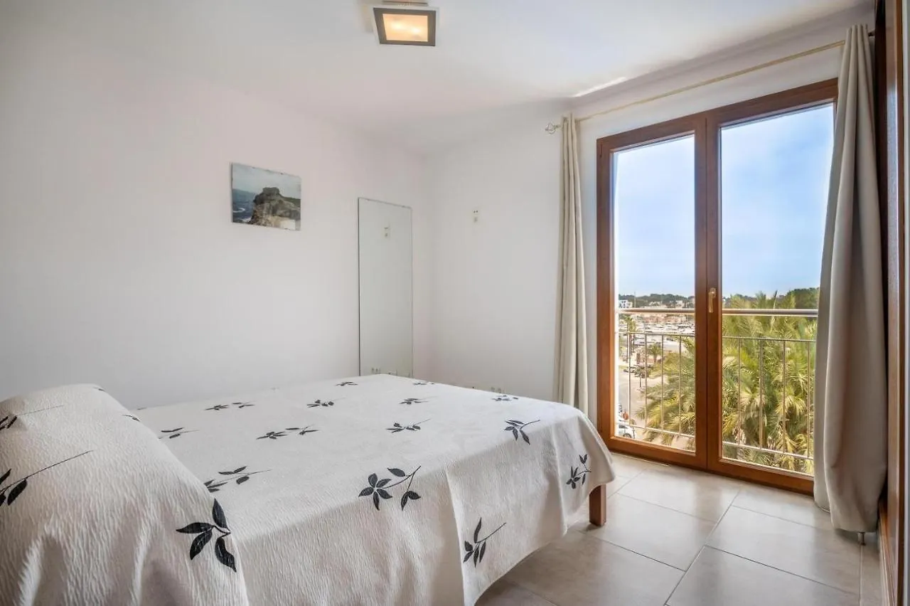 Apartaments Vaixell Santanyi 0*,